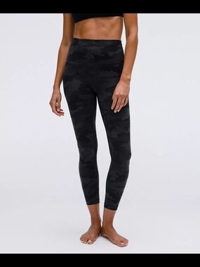 Lululemon Align High-Rise Crop pants in Incognito Camo Multi Grey Size 6